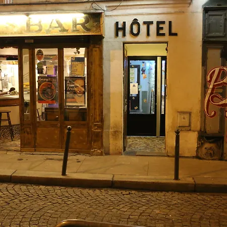 Hotel Grand De Clermont Paříž