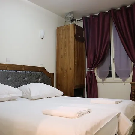 Grand De Clermont Hotel Paříž