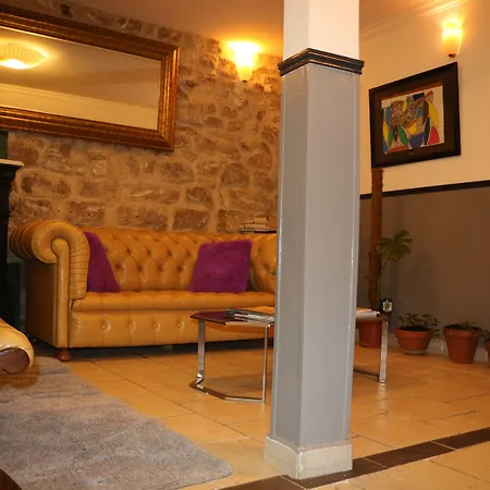 Ξενοδοχείο Grand De Clermont 2*