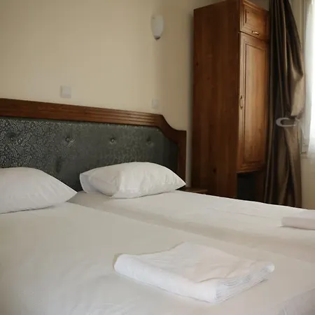 Grand De Clermont Hotel