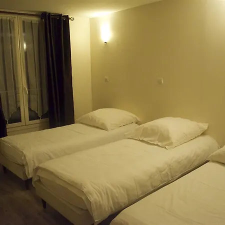 Hotel Grand De Clermont 2*
