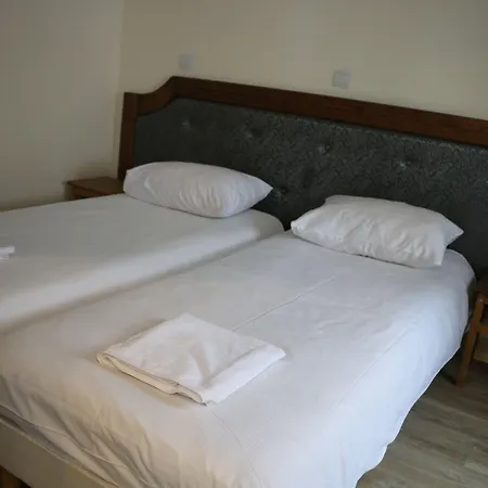 Grand De Clermont Szálloda Párizs