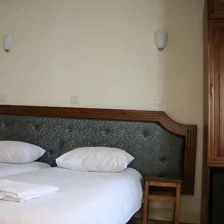 Szálloda Grand De Clermont 2*