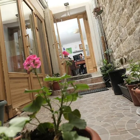 Grand De Clermont Hotel París