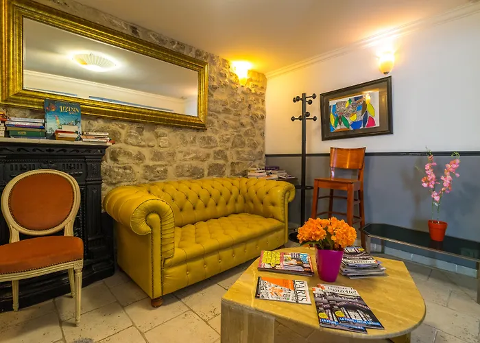 Hotel Grand De Clermont Paříž