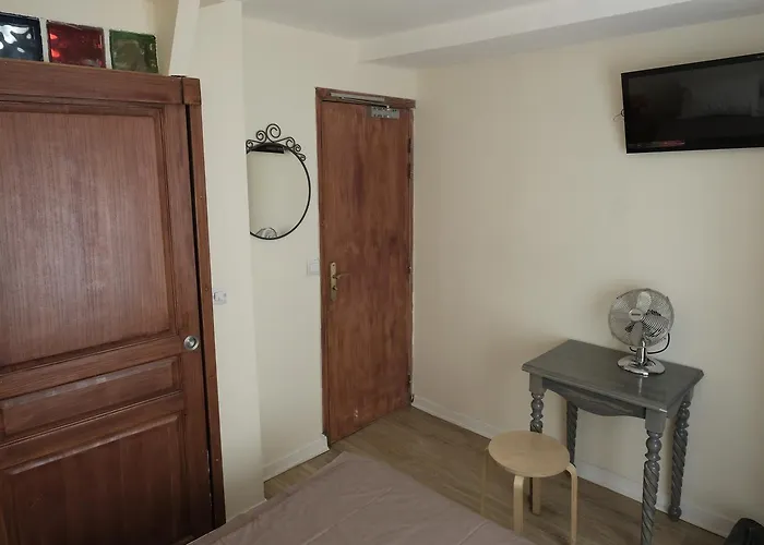 Grand De Clermont Hotel 2*