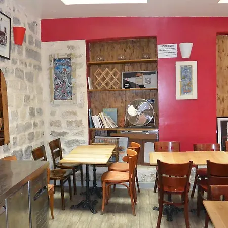 Grand De Clermont מלון 2*
