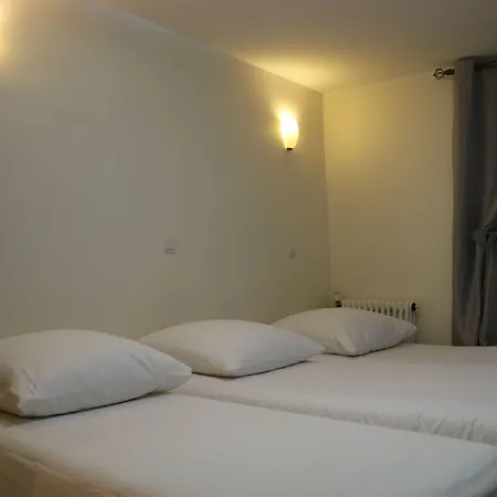 Ξενοδοχείο Grand De Clermont 2*